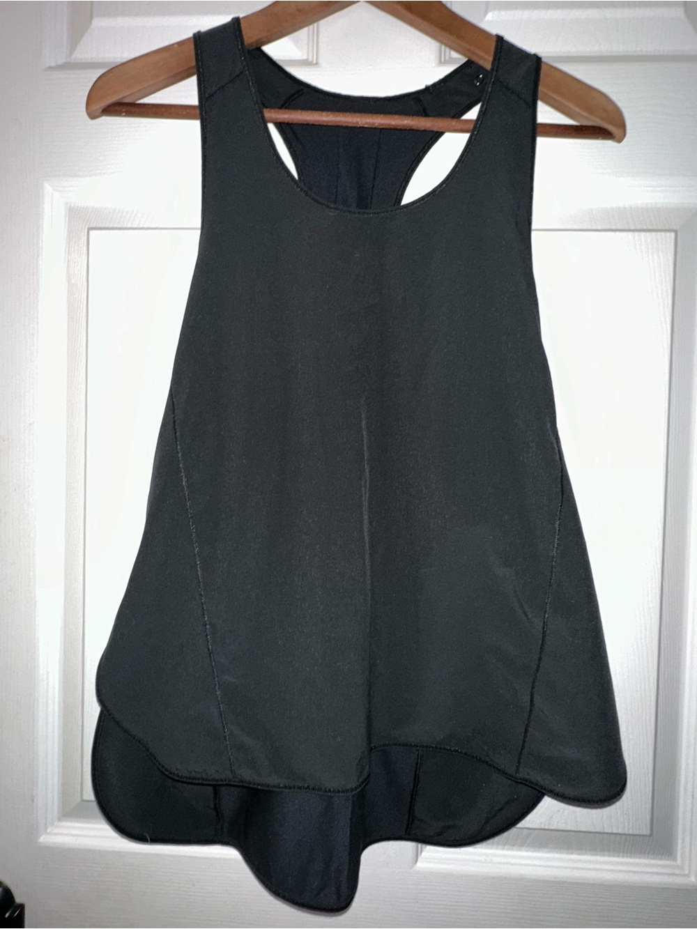 Lululemon Tank Top Black PTP 18” Size 4